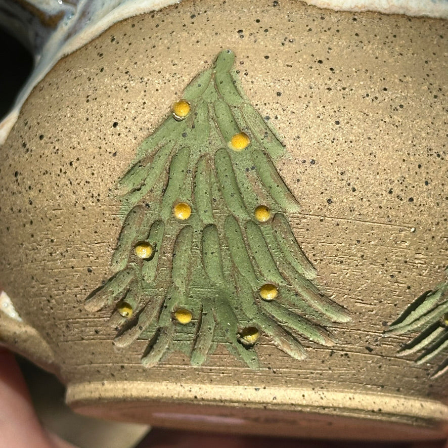 Christmas Mug - Yellow Lights