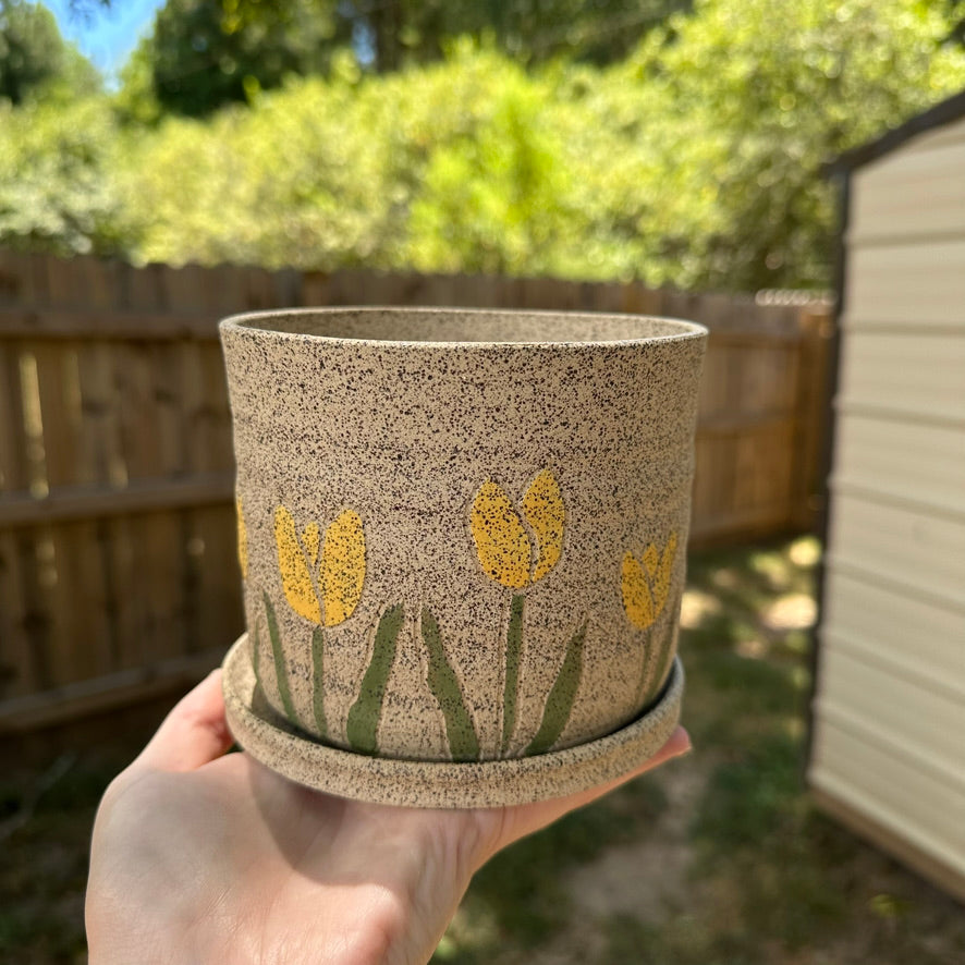 Tulip Planter - Unglazed
