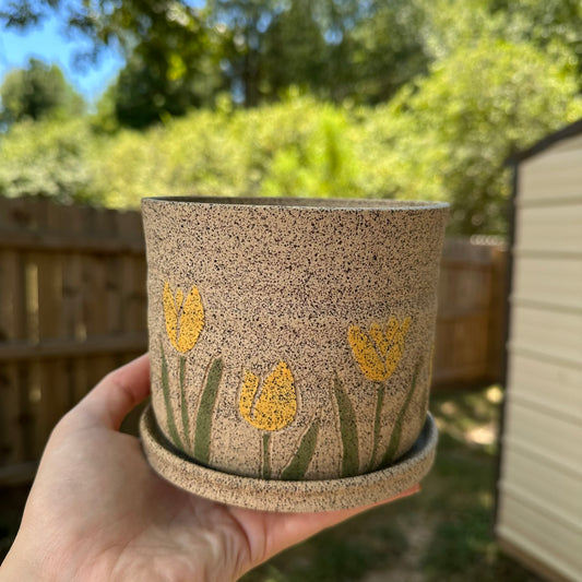 Tulip Planter - Unglazed
